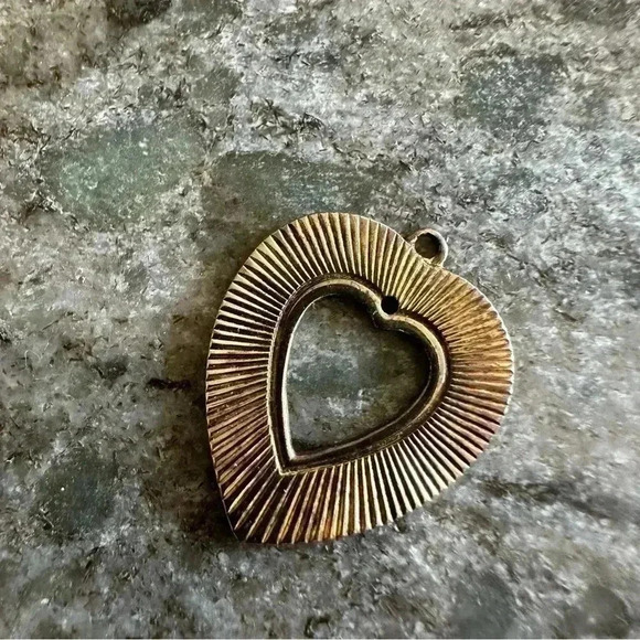Vintage Sterling Heart Pendant - Picture 2 of 5
